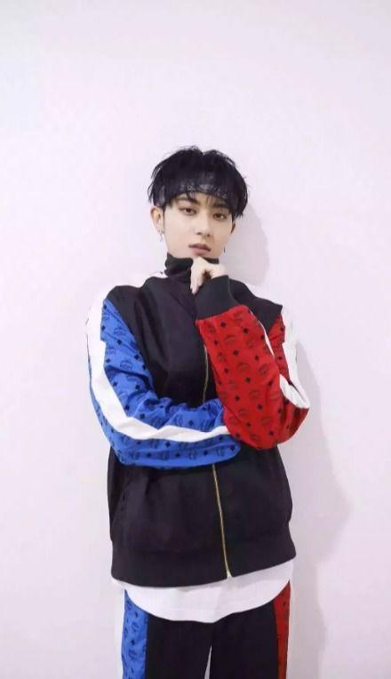 吃瓜博主小刘,揭秘娱乐圈那些不为人知的幕后故事